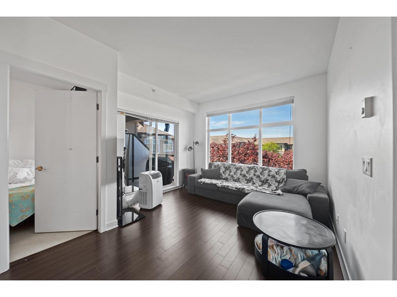 464 6758 188 Street, Surrey, British Columbia V4N 6K2 - Photo 4 - R3147045