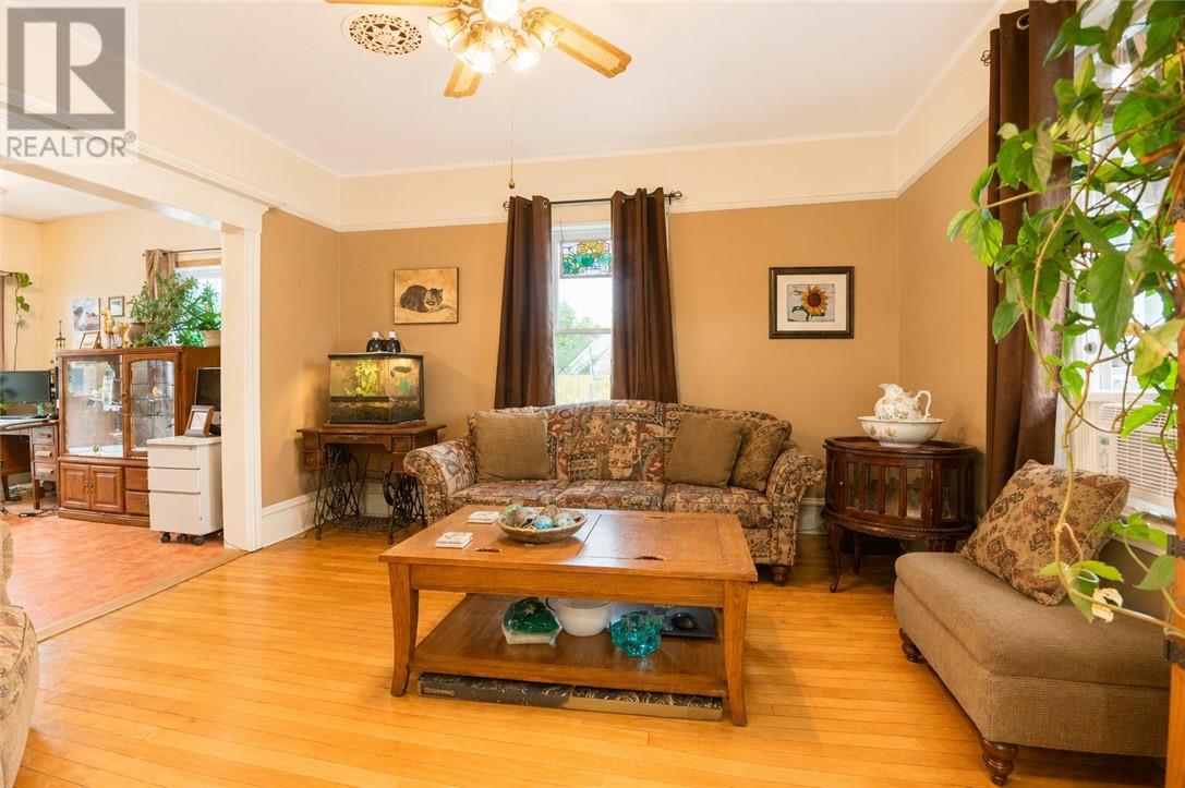 60 Main Street, Webbwood, Ontario  P0P 2G0 - Photo 11 - 2129247