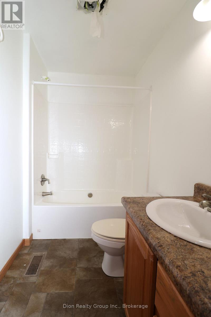 29 Allen Avenue, Kirkland Lake, Ontario  P2N 2C4 - Photo 13 - T12822704