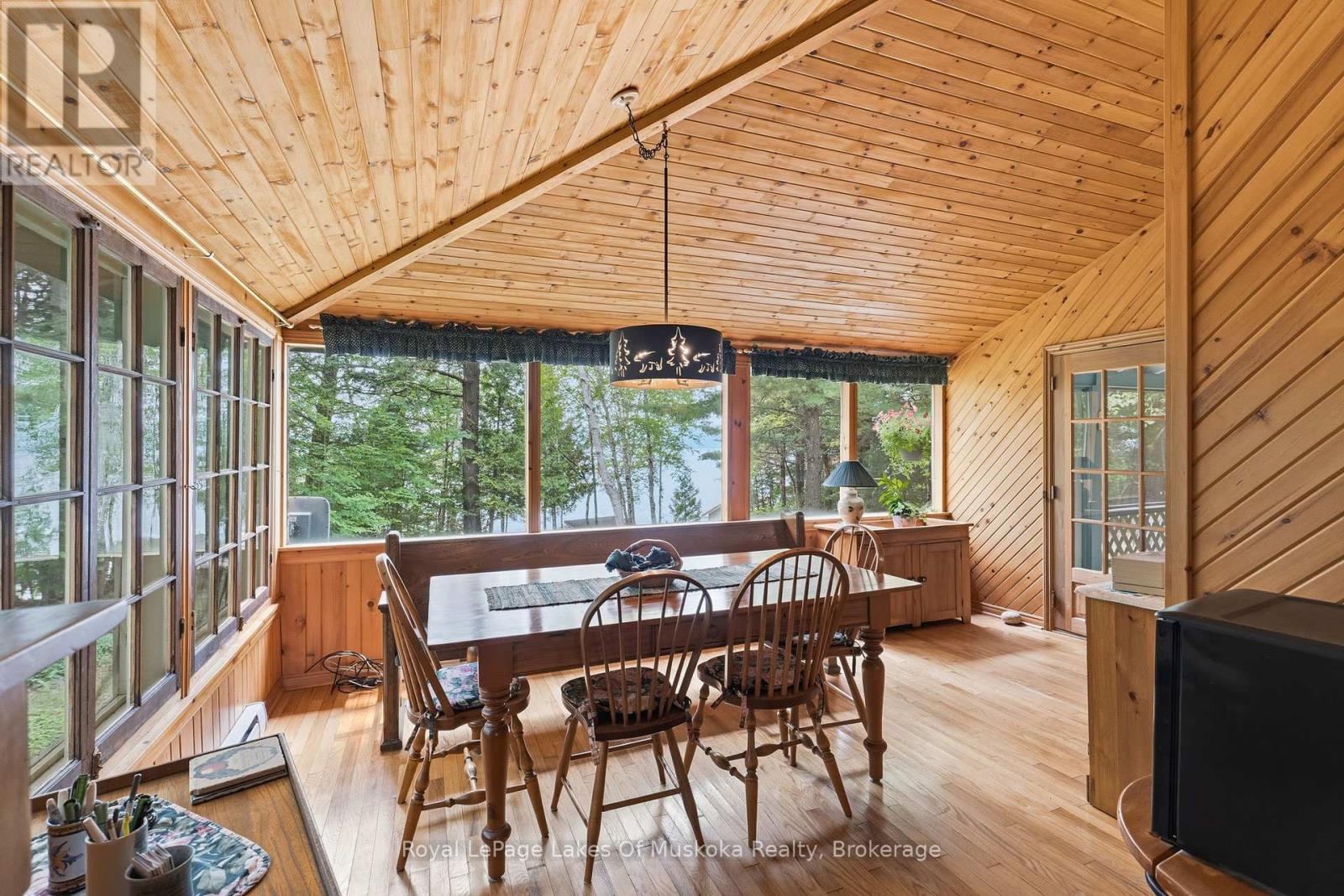 1507 Old Hwy 117 Road, Lake Of Bays, Ontario  P0B 1A0 - Photo 24 - X13583744