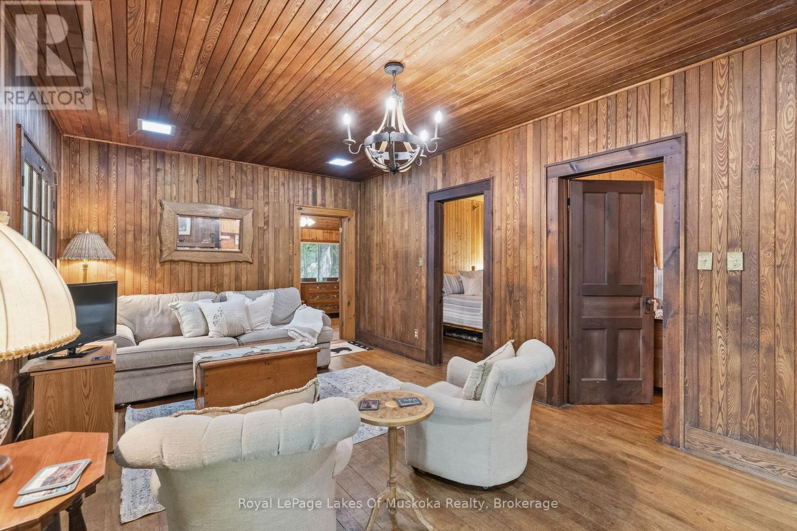 1507 Old Hwy 117 Road, Lake Of Bays, Ontario  P0B 1A0 - Photo 21 - X13583744