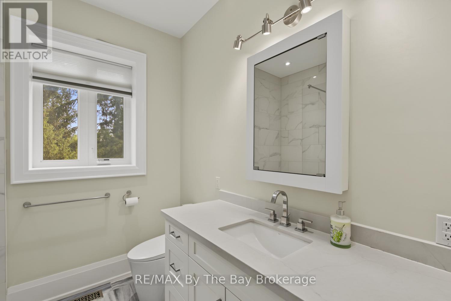 208 Thomas Street, Clearview, Ontario  L0M 1S0 - Photo 28 - S13583942