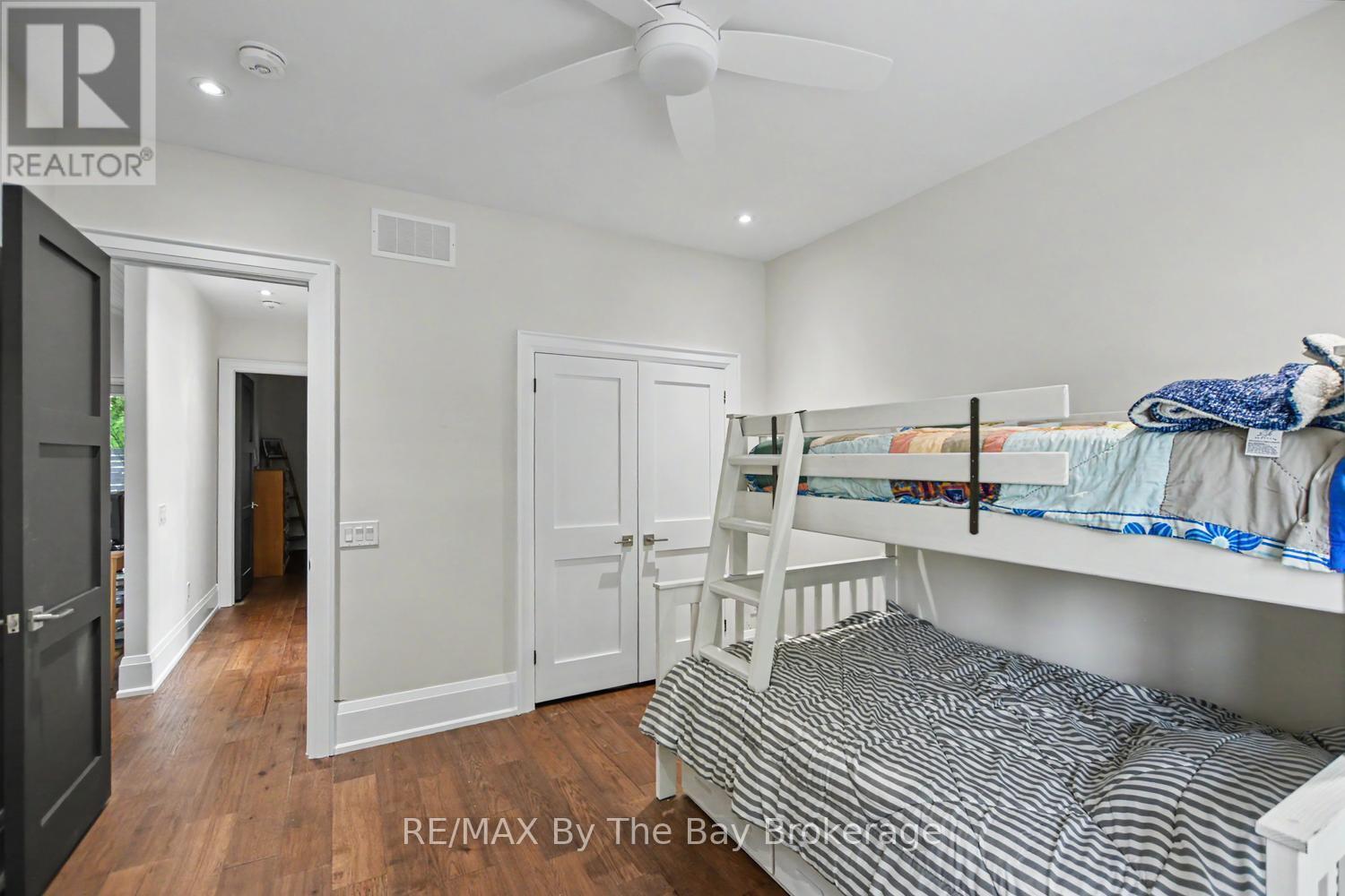 208 Thomas Street, Clearview, Ontario  L0M 1S0 - Photo 30 - S13583942