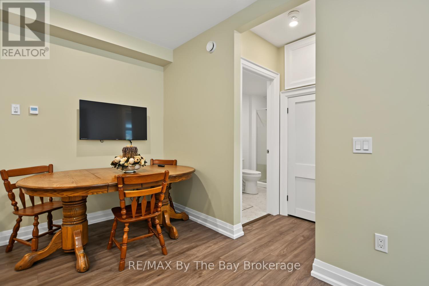 208 Thomas Street, Clearview, Ontario  L0M 1S0 - Photo 44 - S13583942