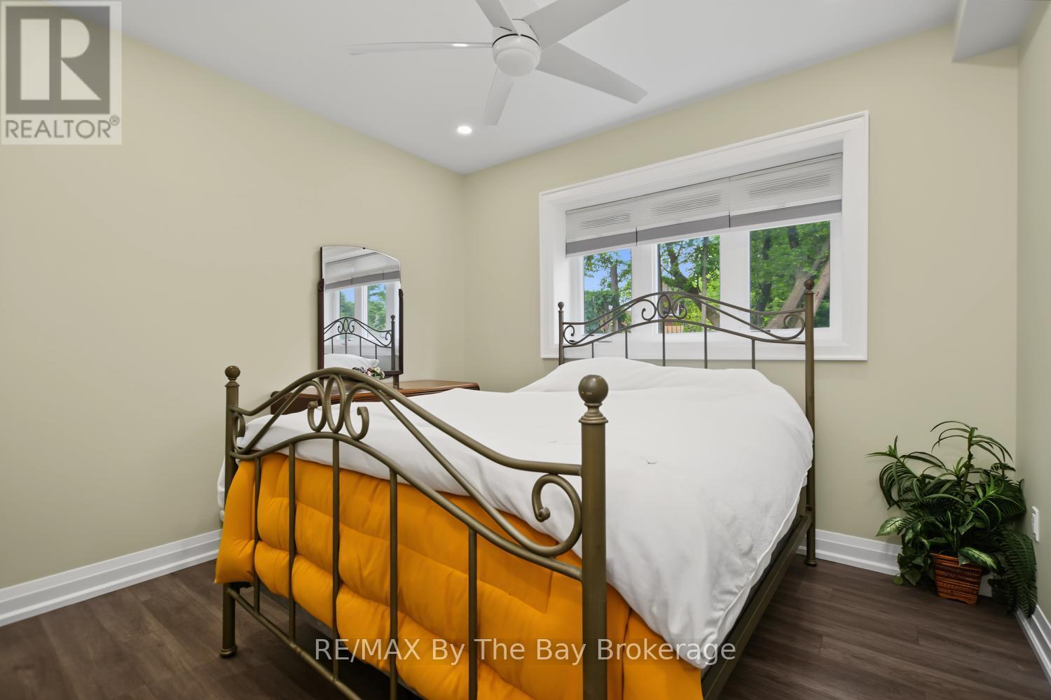 208 Thomas Street, Clearview, Ontario  L0M 1S0 - Photo 45 - S13583942
