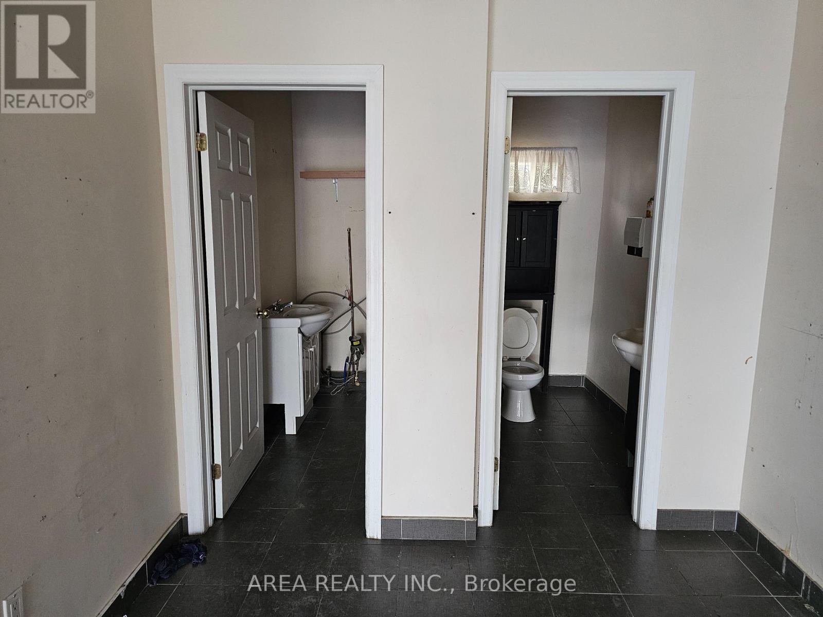 672 Sheppard Avenue W, Toronto, Ontario  M3H 2S5 - Photo 7 - C13583924