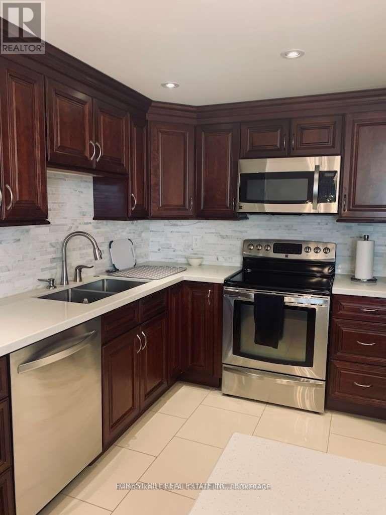 303 - 500 Glencairn Avenue, Toronto, Ontario  M6B 1Z1 - Photo 2 - C13583956