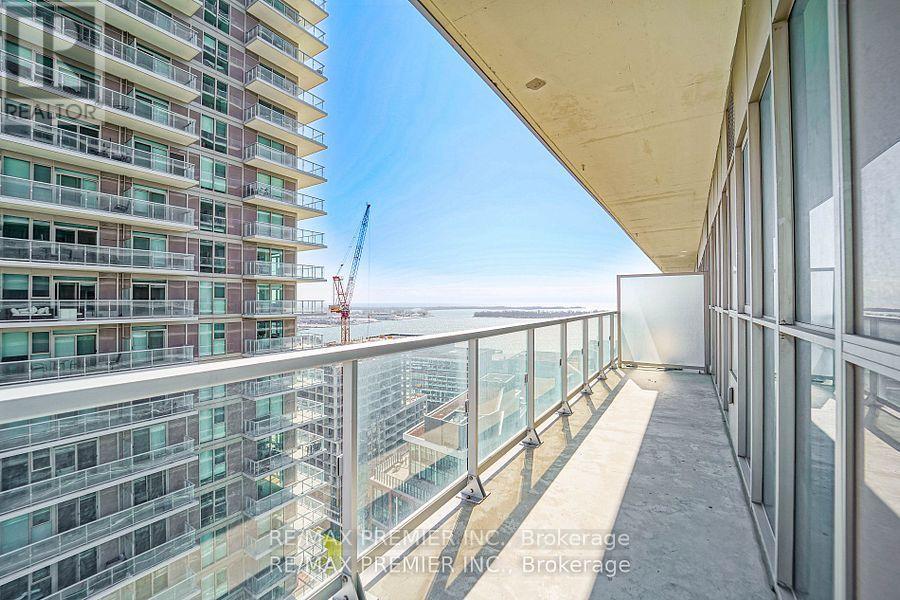 Unit # 2212 - 15 Lower Jarvis Street, Toronto, Ontario  M5E 1R7 - Photo 3 - C13583968
