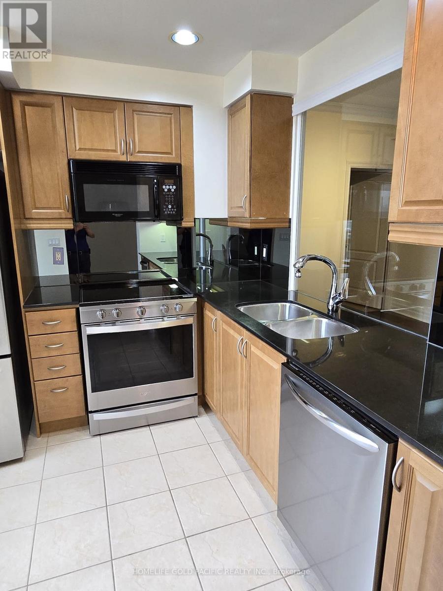 PH-2006 - 1101 LESLIE STREET - Photo 14