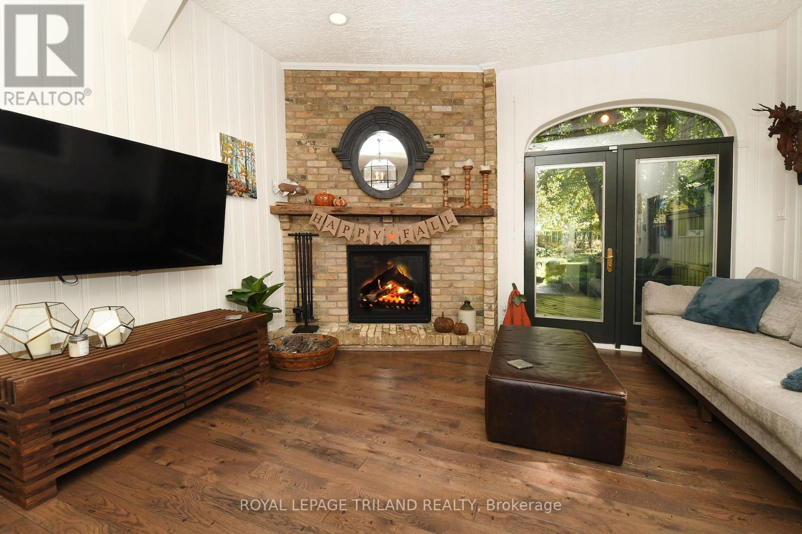 12 Victoria Street, Middlesex Centre, Ontario  N0L 1E0 - Photo 12 - X13584126