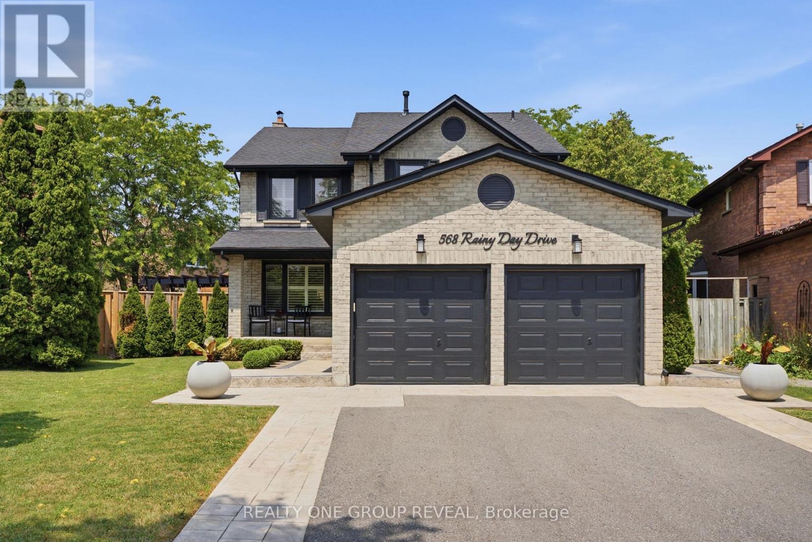 568 RAINY DAY DRIVE, Pickering, Ontario