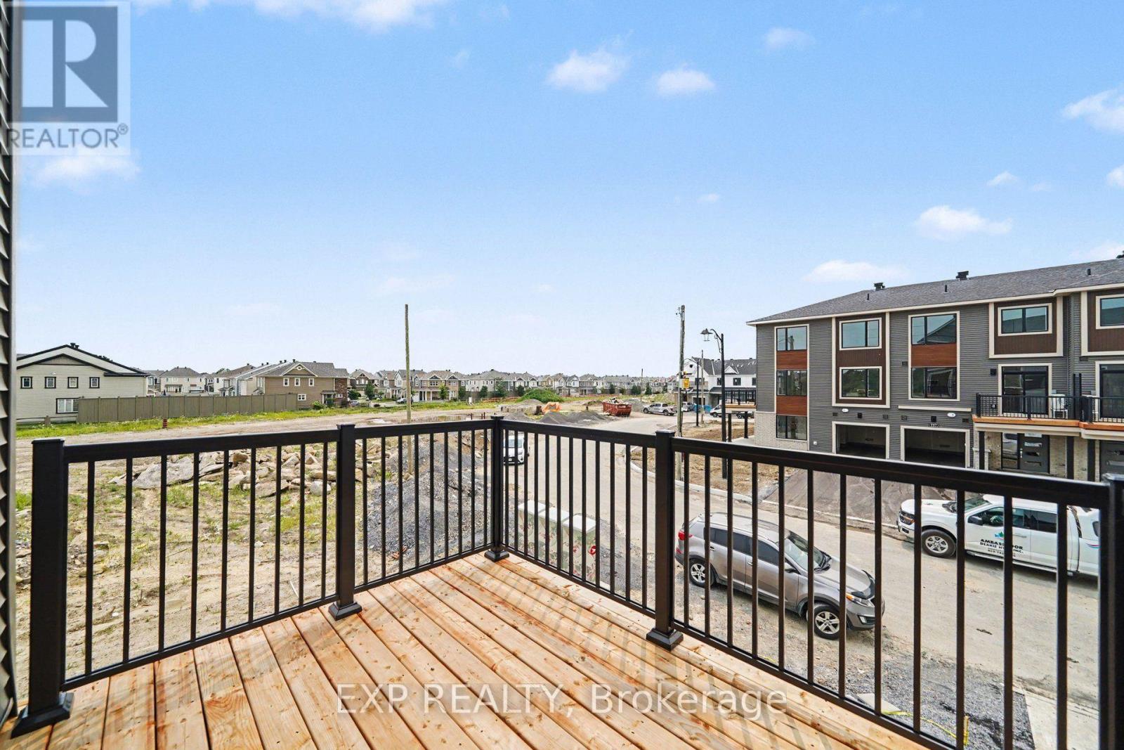 756 TADPOLE CRESCENT - Photo 18