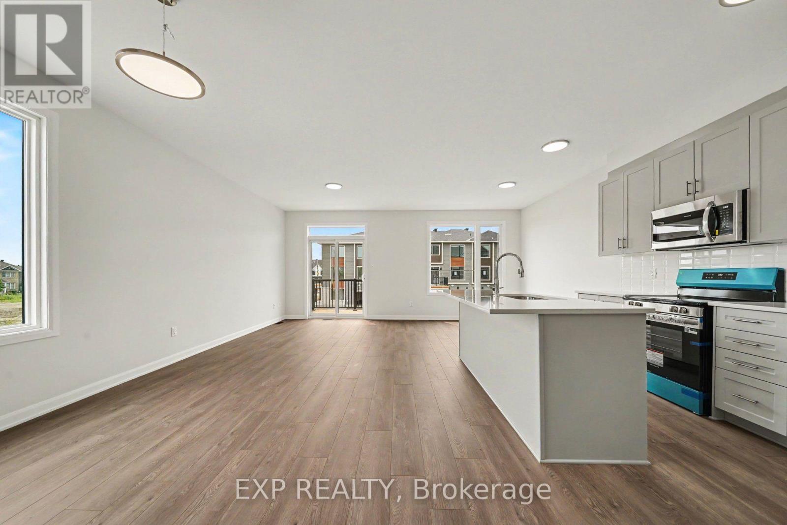 756 TADPOLE CRESCENT