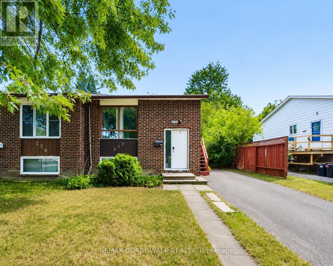 1 - 222 CASTLEFRANK ROAD, Ottawa