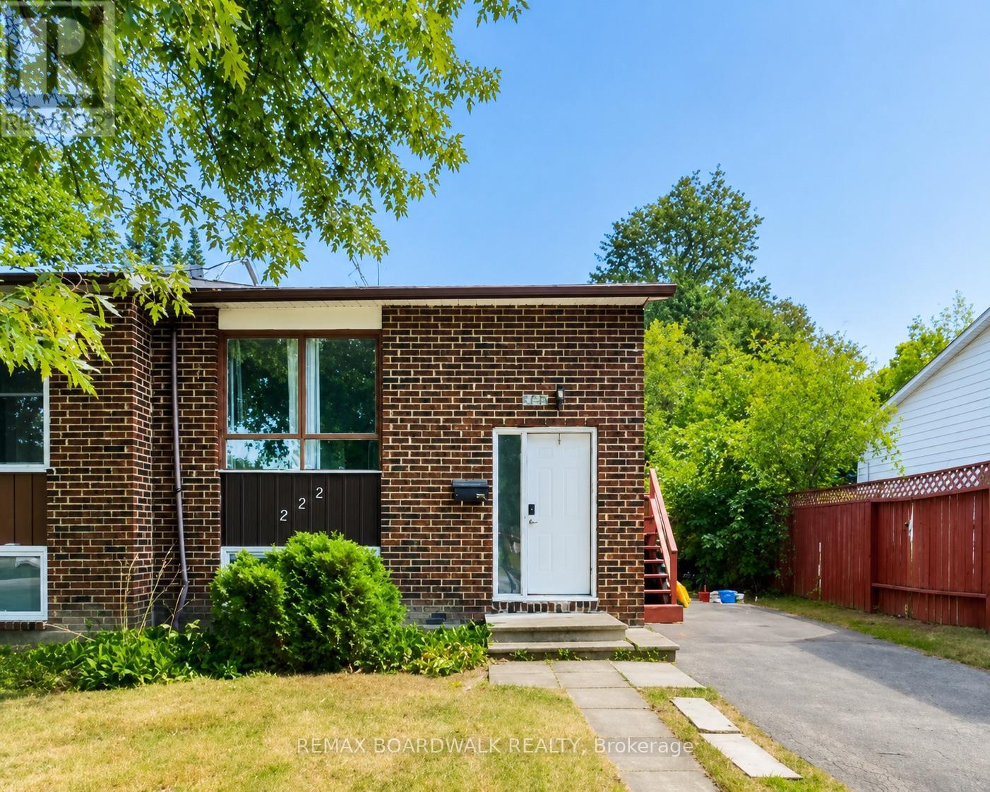 1 - 222 Castlefrank Road, Ottawa, Ontario K2L 1T5 - Photo 2 - X13584100