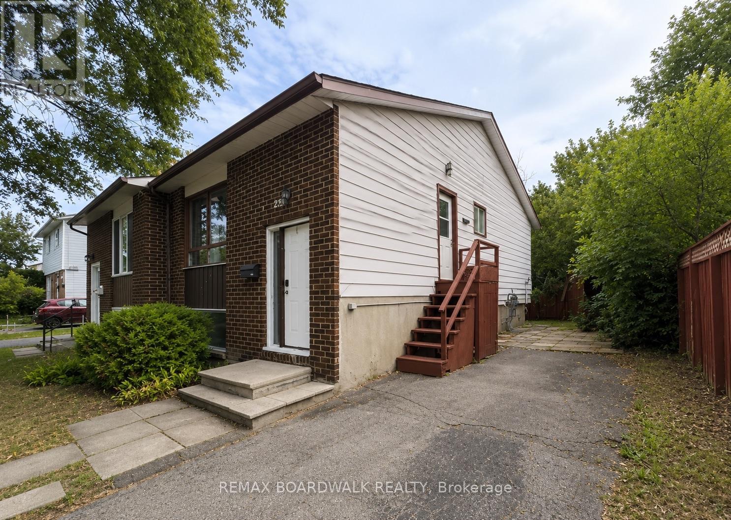 1 - 222 Castlefrank Road, Ottawa, Ontario K2L 1T5 - Photo 3 - X13584100