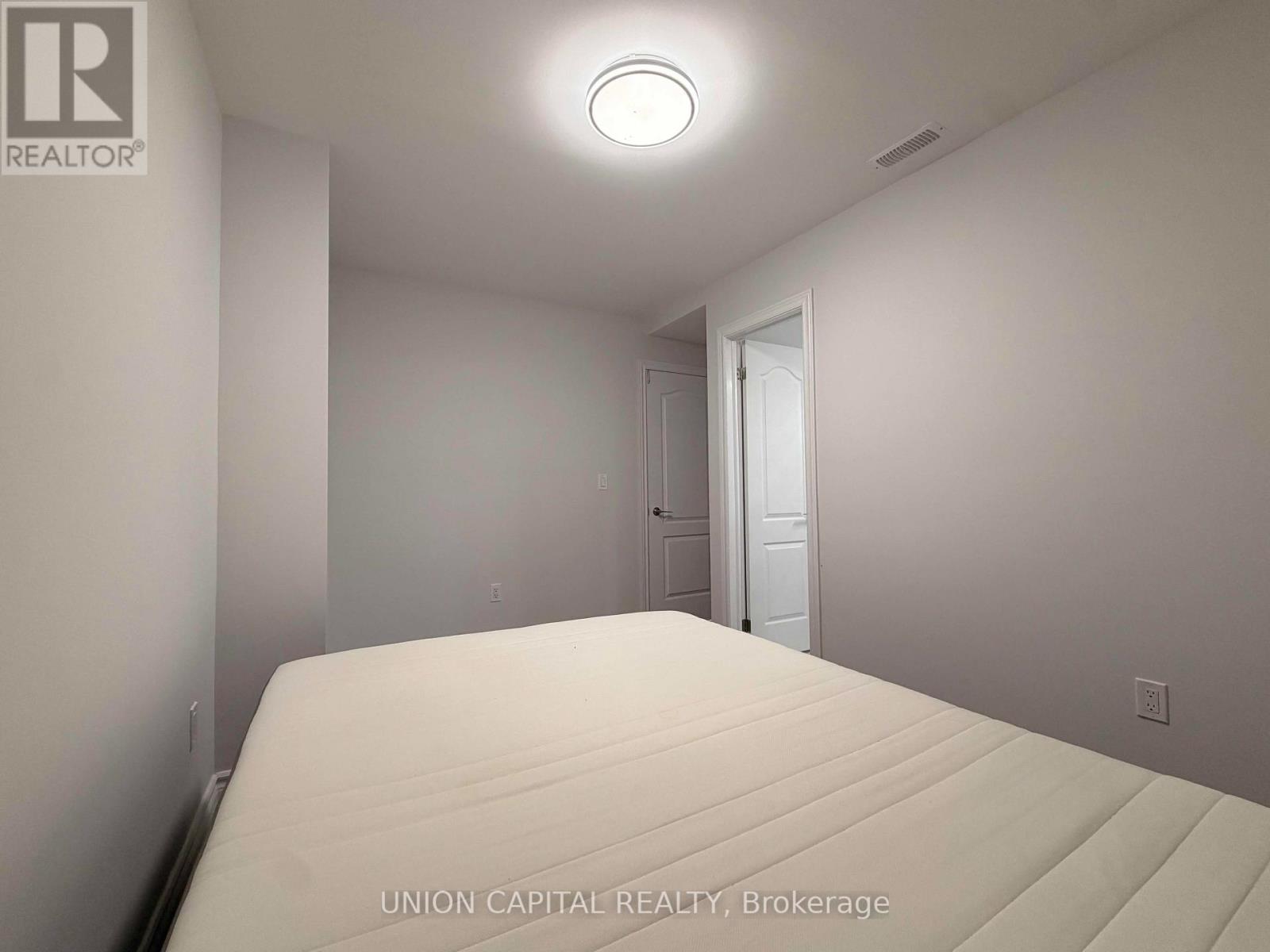 1 Waterleaf Road, Markham, Ontario  L6B 0Z3 - Photo 4 - N13584048
