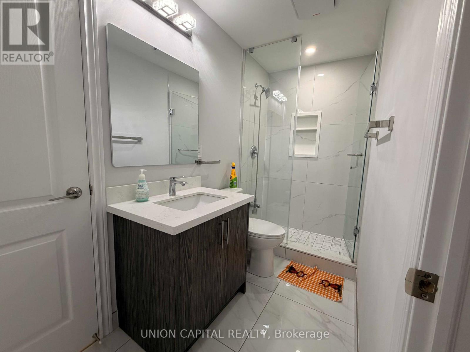 1 Waterleaf Road, Markham, Ontario  L6B 0Z3 - Photo 6 - N13584048