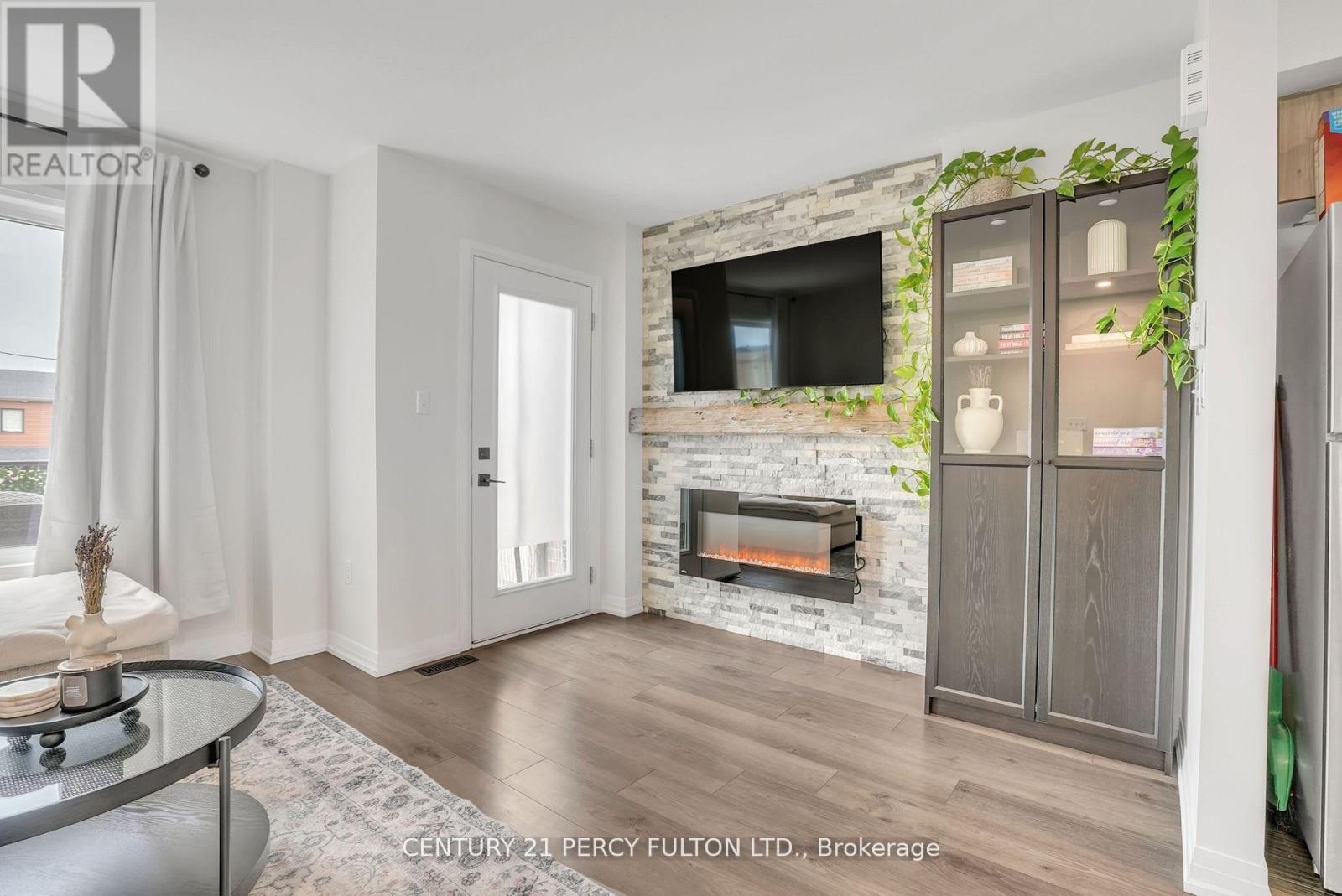 89 Fairlane Avenue, Barrie, Ontario  L9L 0M9 - Photo 16 - S13583912
