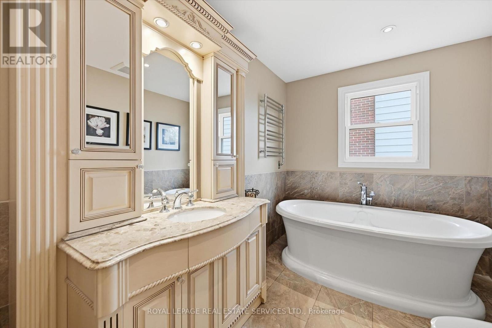 1210 Grand Boulevard, Oakville, Ontario  L6H 2X5 - Photo 22 - W13583860