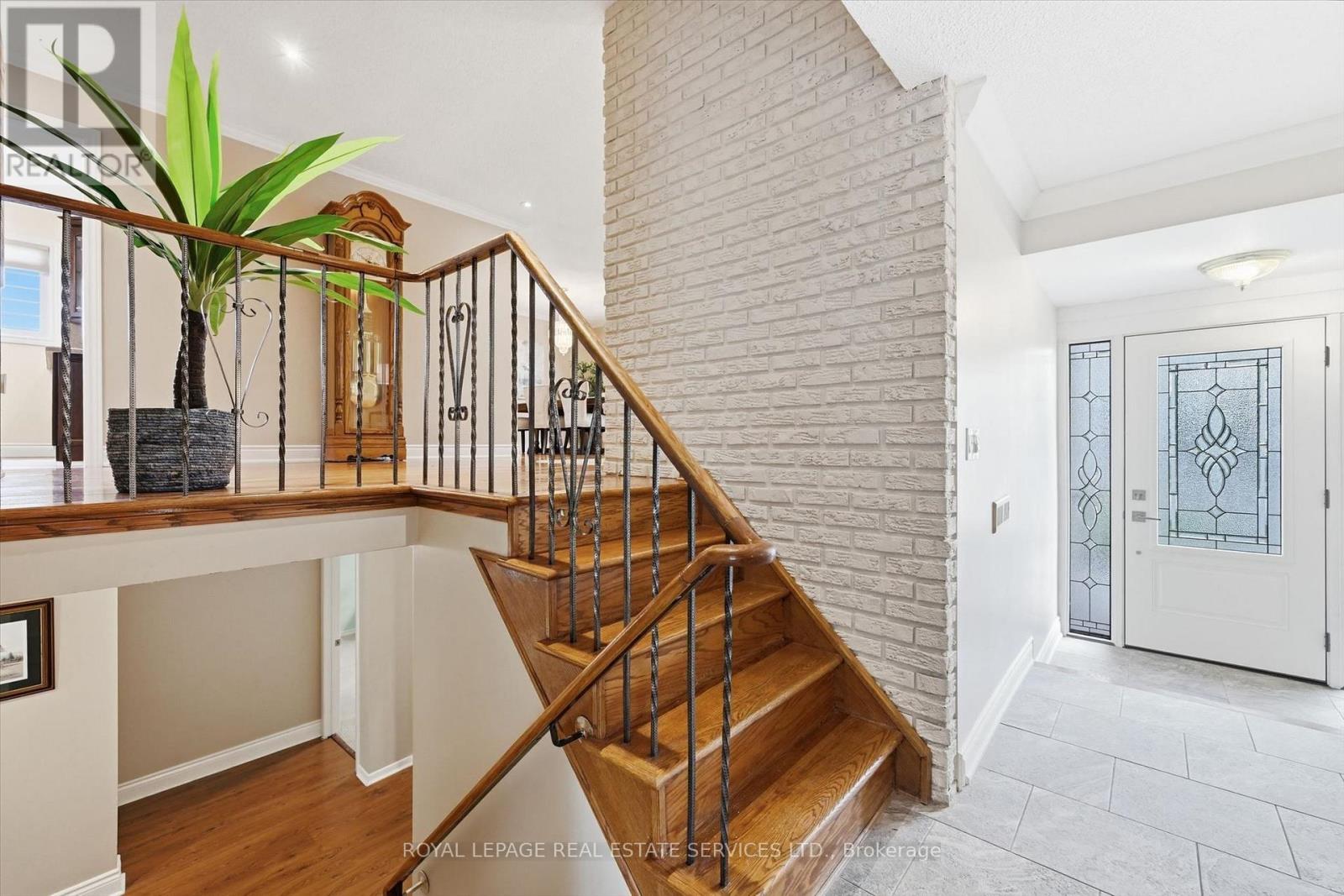 1210 Grand Boulevard, Oakville, Ontario  L6H 2X5 - Photo 9 - W13583860