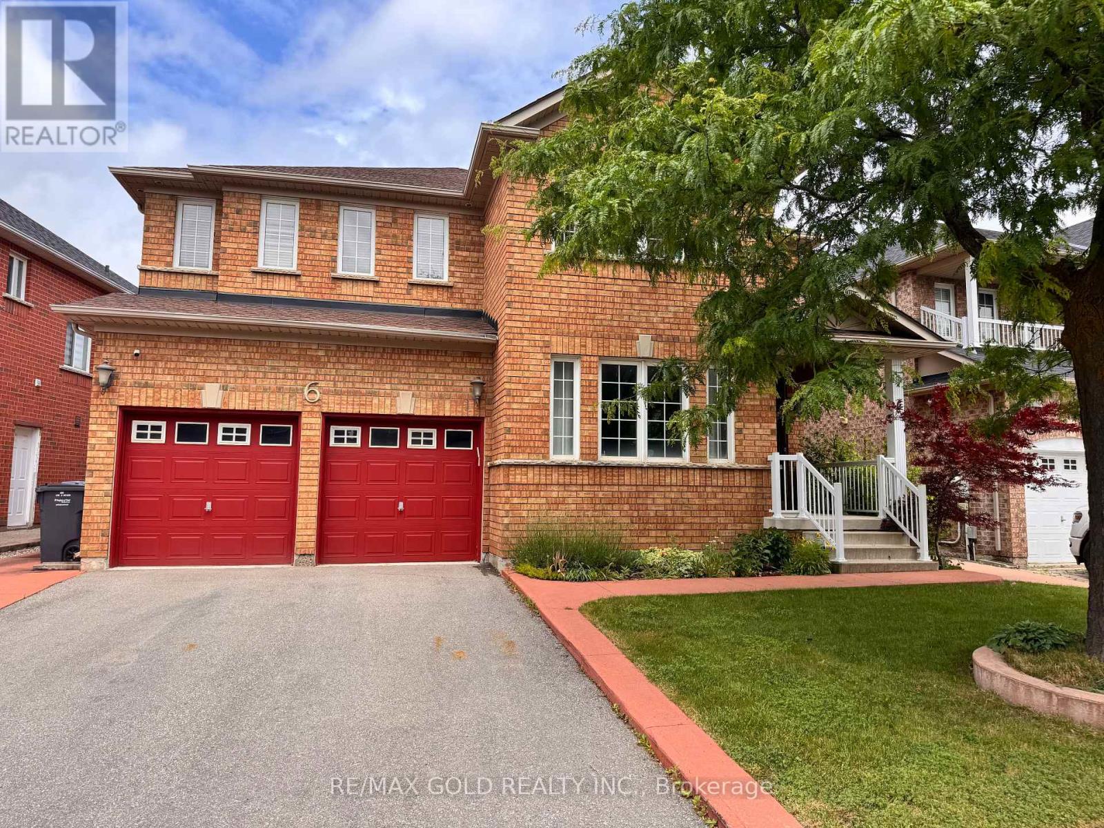 6 NINA PLACE, Brampton (Fletcher's Meadow)