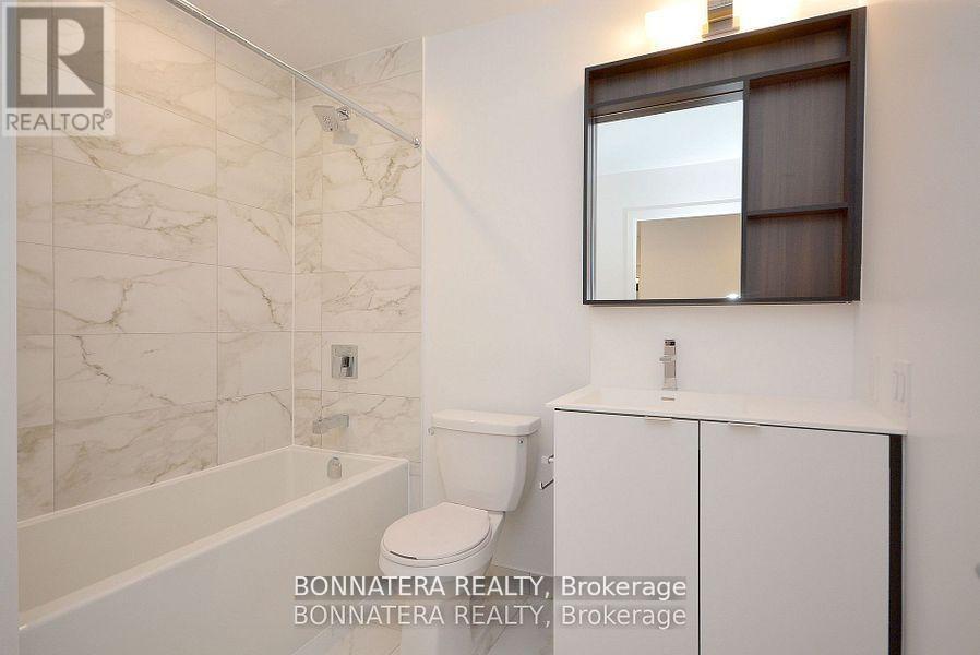 1608 - 4065 Confederation Parkway, Mississauga, Ontario  L5B 0L4 - Photo 13 - W13584052