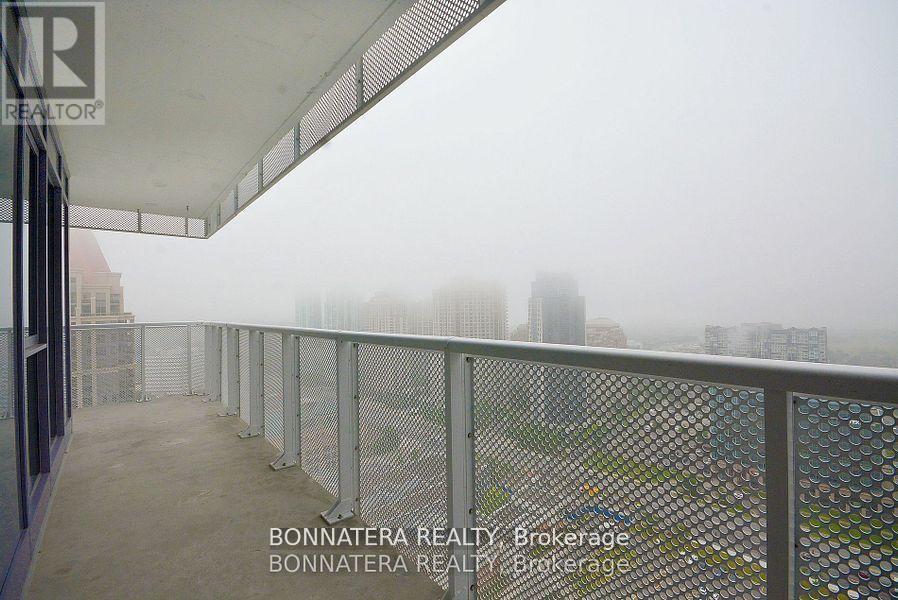 1608 - 4065 Confederation Parkway, Mississauga, Ontario  L5B 0L4 - Photo 27 - W13584052