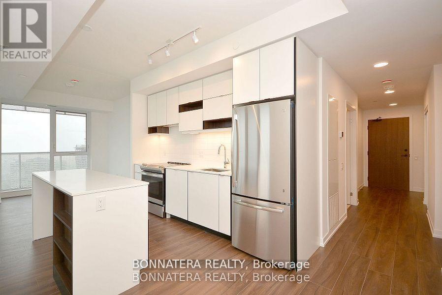 1608 - 4065 Confederation Parkway, Mississauga, Ontario  L5B 0L4 - Photo 5 - W13584052