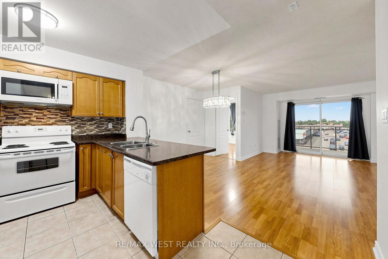 505 - 2772 Keele Street, Toronto, Ontario  M3M 0A3 - Photo 10 - W13584068