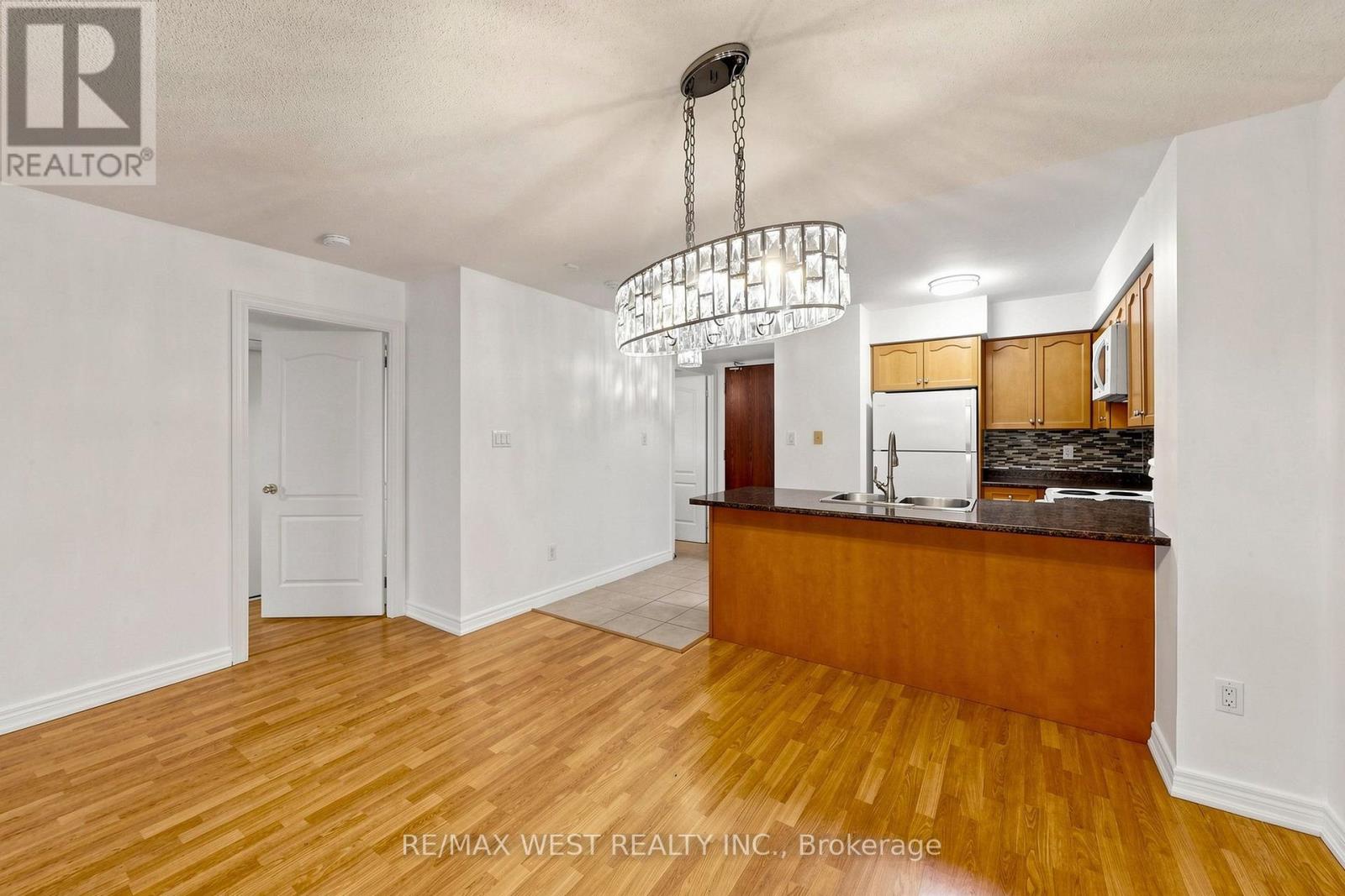505 - 2772 Keele Street, Toronto, Ontario  M3M 0A3 - Photo 9 - W13584068