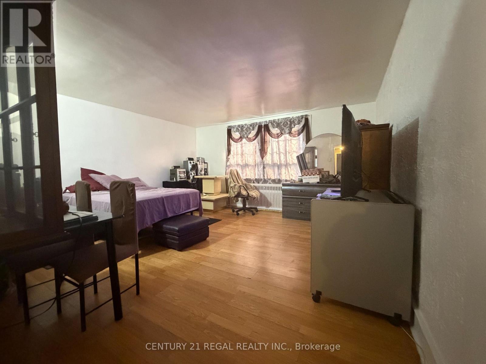 1615 Weston Road, Toronto, Ontario  M9N 1T8 - Photo 4 - W13584094