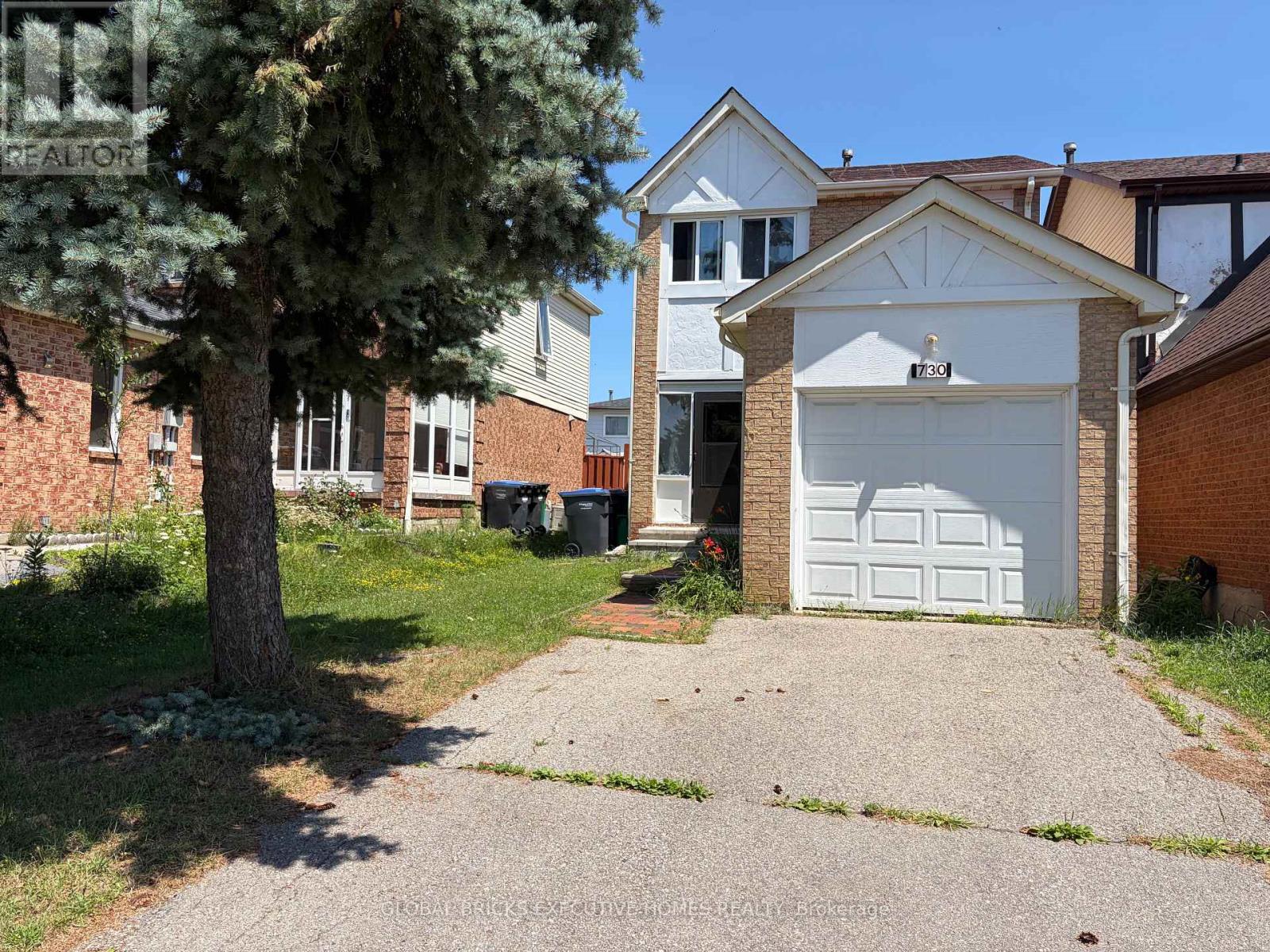 730 QUEENSBRIDGE DRIVE, Mississauga, Ontario