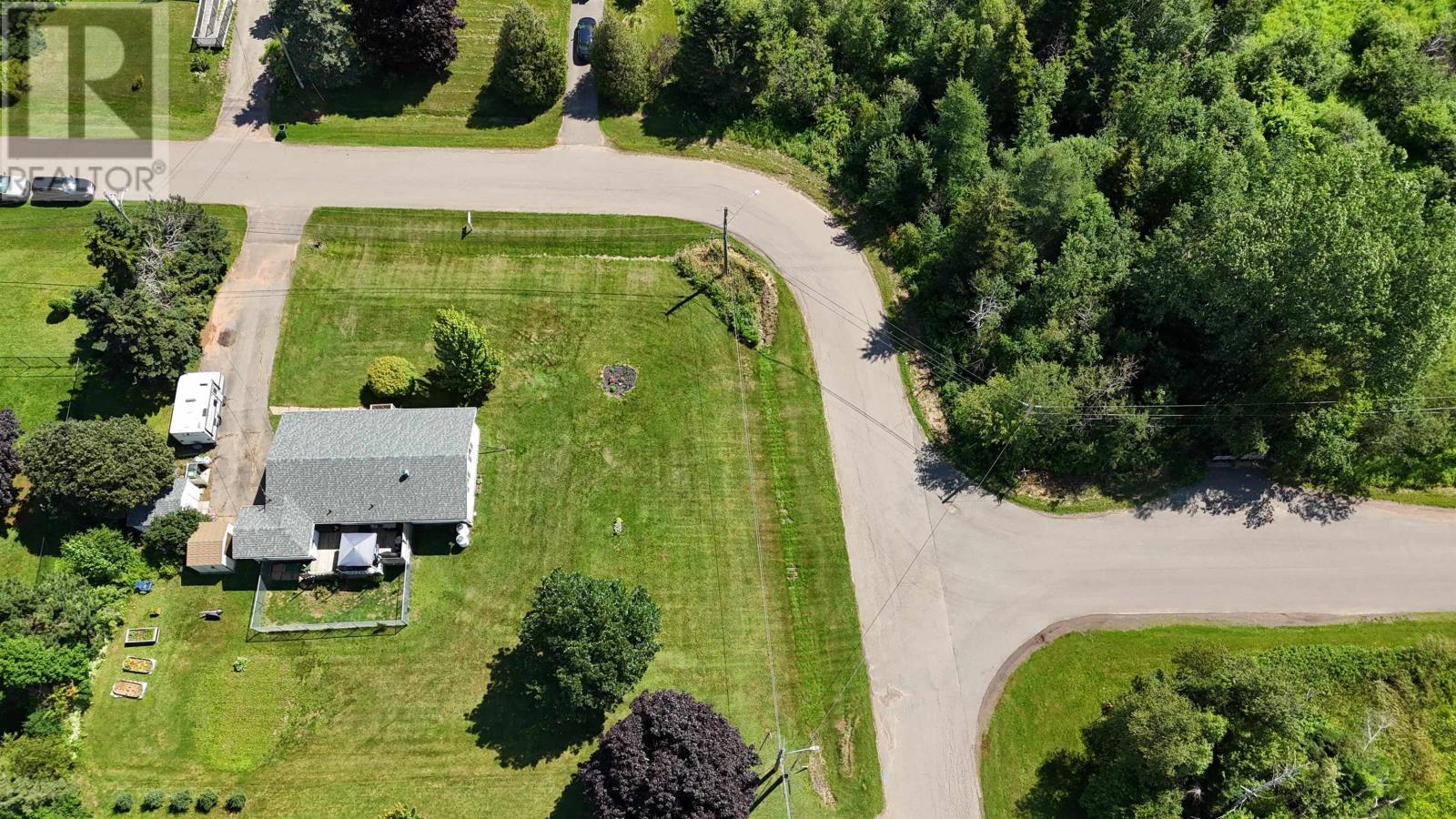 11 Barbara Drive, Cornwall, Prince Edward Island  C0A 1H8 - Photo 46 - 202618019