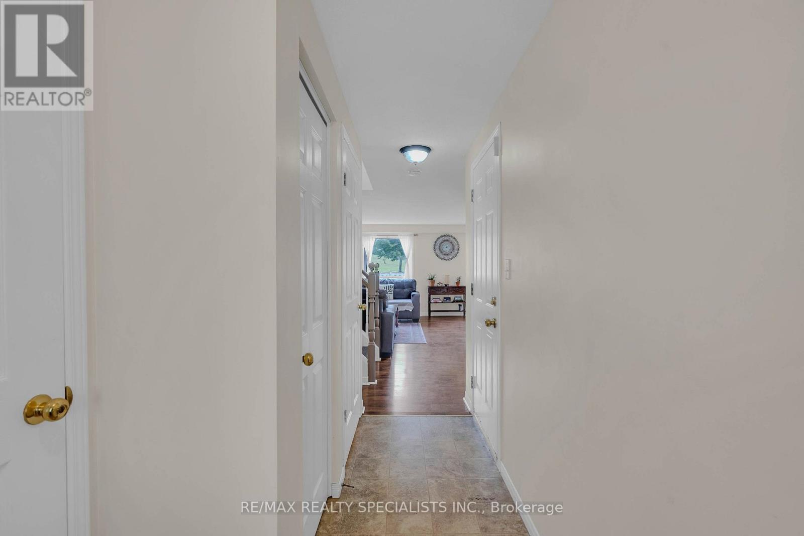 219 Prosperity Drive, Kitchener, Ontario  N2E 4E5 - Photo 4 - X13584038