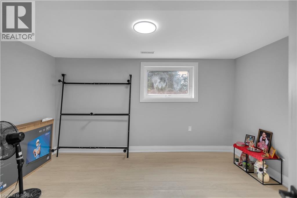 19 Broad Street, Brantford, Ontario  N3R 7E1 - Photo 25 - 40848181