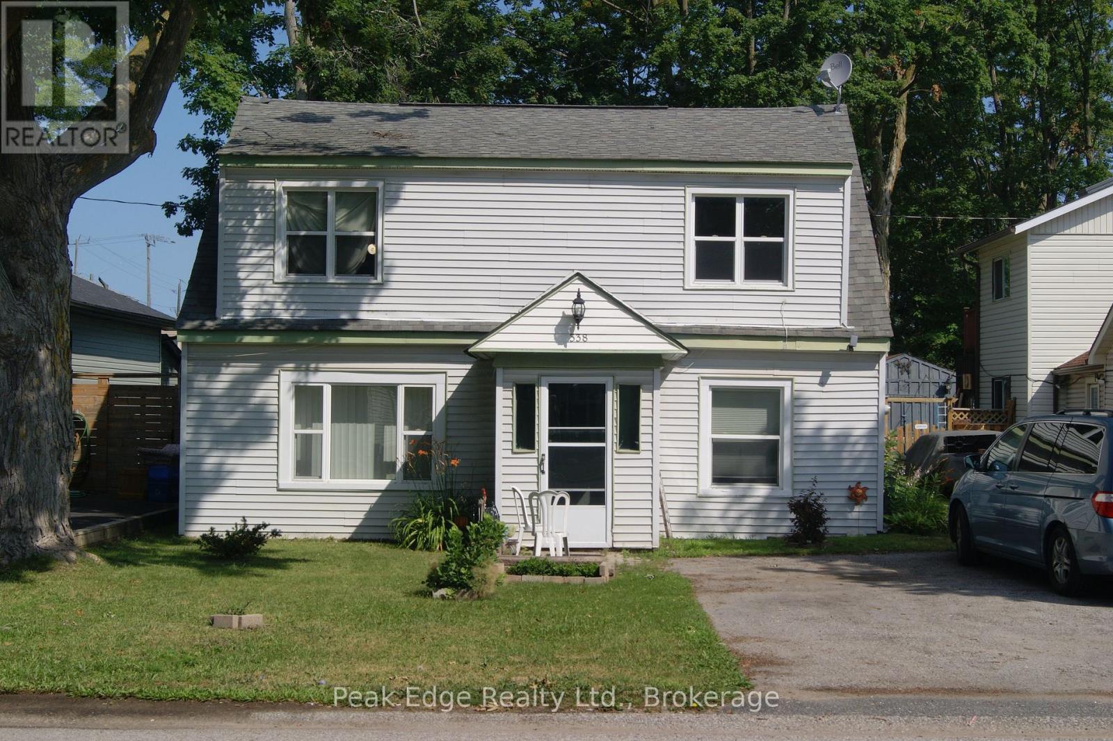 338 COLBORNE STREET W, Orillia, Ontario