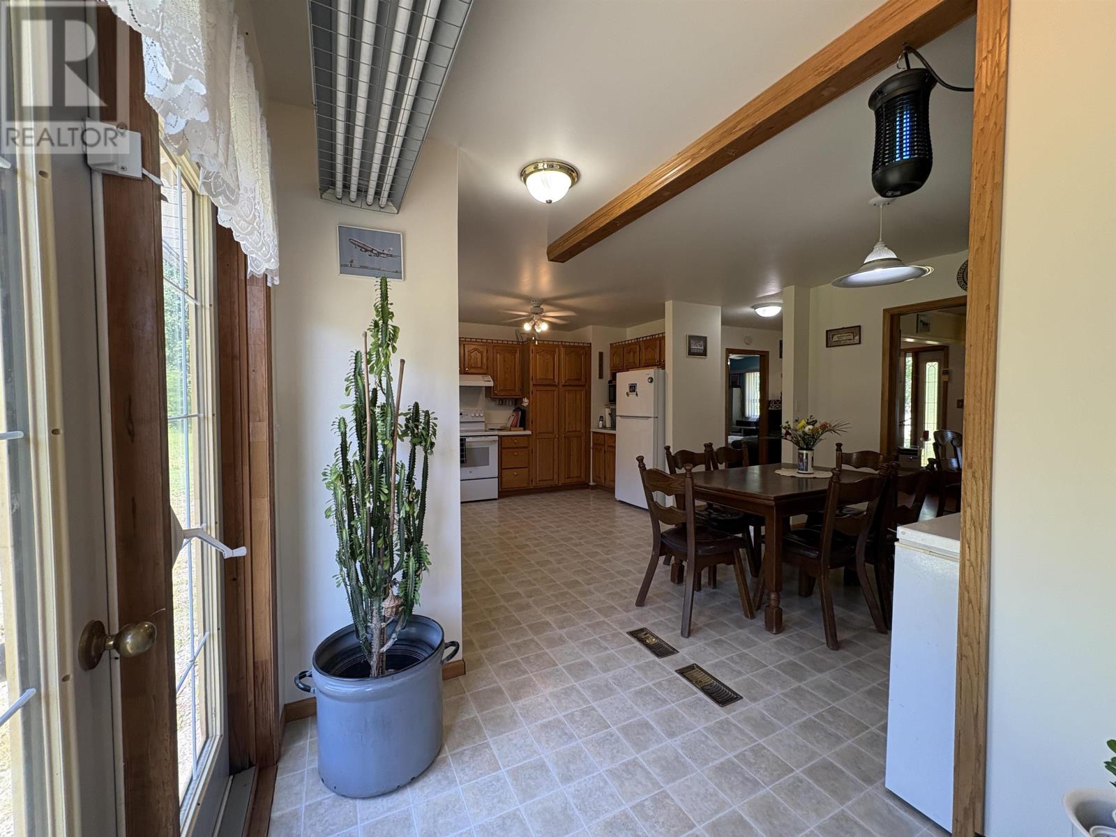 993 Fisher Rd, Emo, Ontario P0W 1E0 - Photo 6 - TB2601945