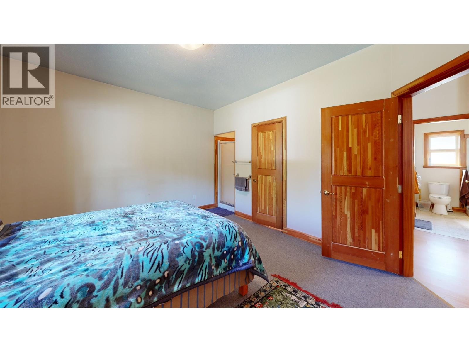 7636 King Road, 100 Mile House, British Columbia  V0K 1X3 - Photo 14 - R3147832
