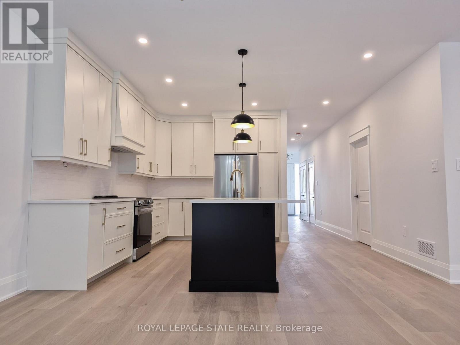 Main - 115 Chesley Street, Hamilton, Ontario  L9C 3V9 - Photo 5 - X13507030