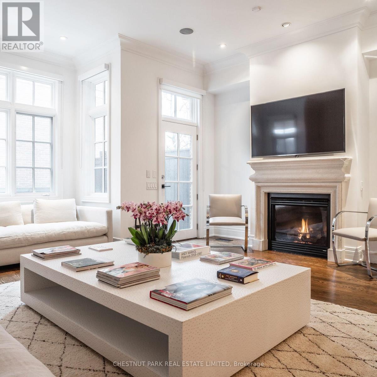 107 Lonsdale Road, Toronto, Ontario  M4V 1W4 - Photo 3 - C13584142