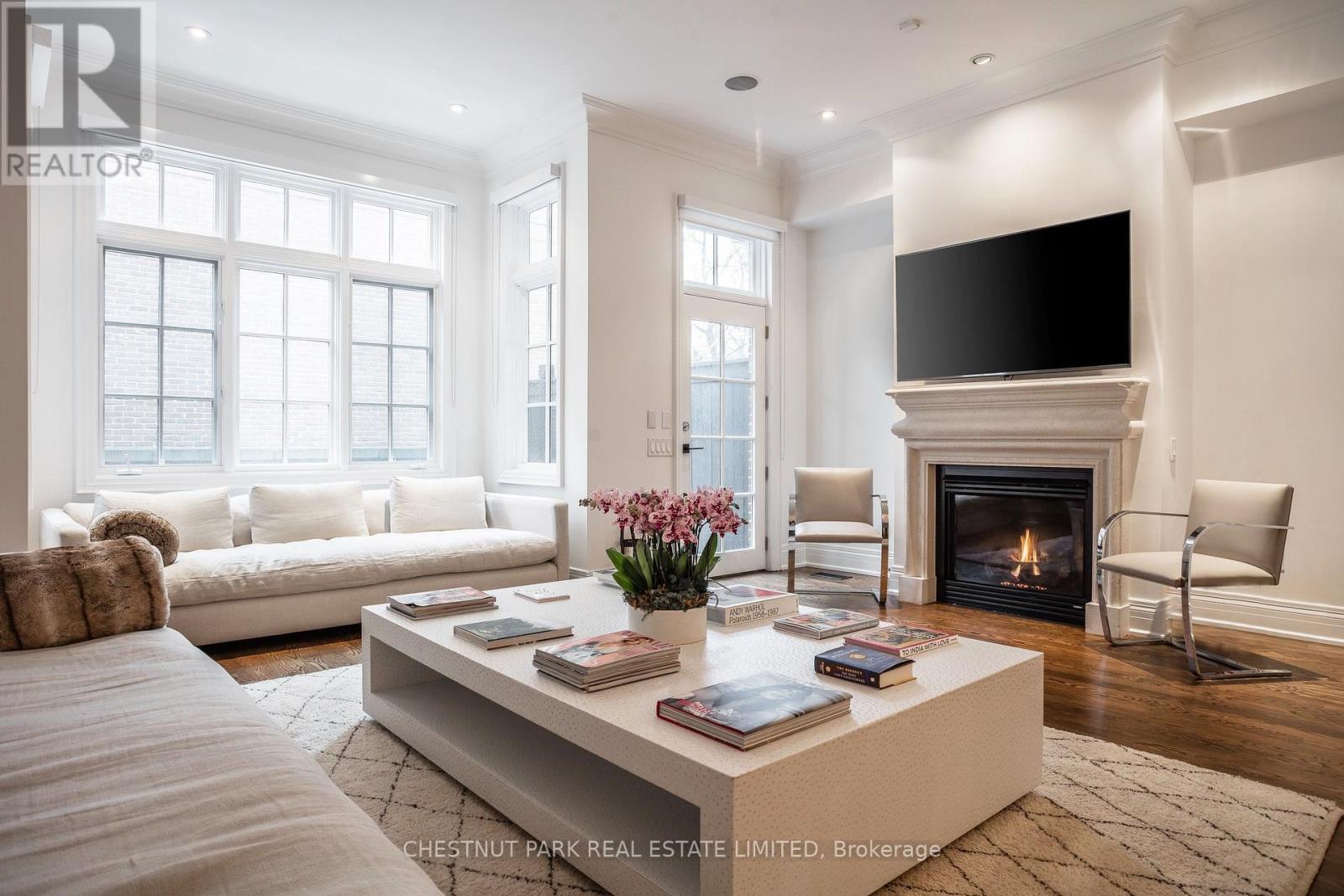 107 Lonsdale Road, Toronto, Ontario  M4V 1W4 - Photo 4 - C13584142