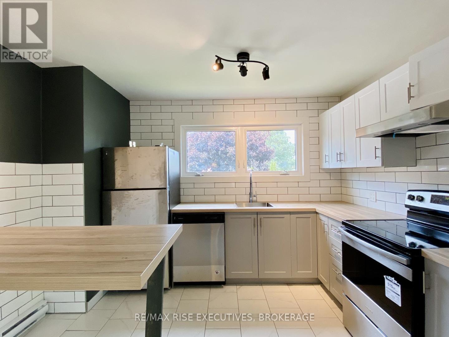 1 - 40 Helen Street, Kingston, Ontario K7L 4N9 - Photo 5 - X13584278