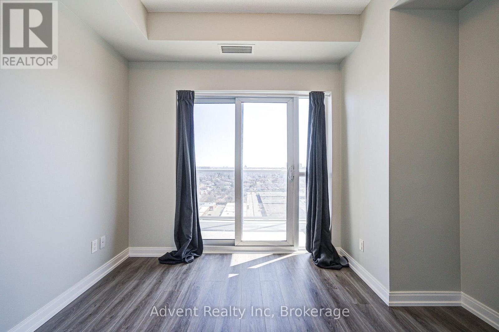2211 - 181 Village Green Square, Toronto, Ontario  M1S 0K6 - Photo 21 - E13584164