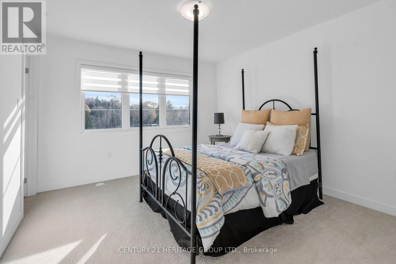 96 Lyall Stokes Circle, East Gwillimbury (Mt Albert), Ontario  L0G 1M0 - Photo 11 - N13584154