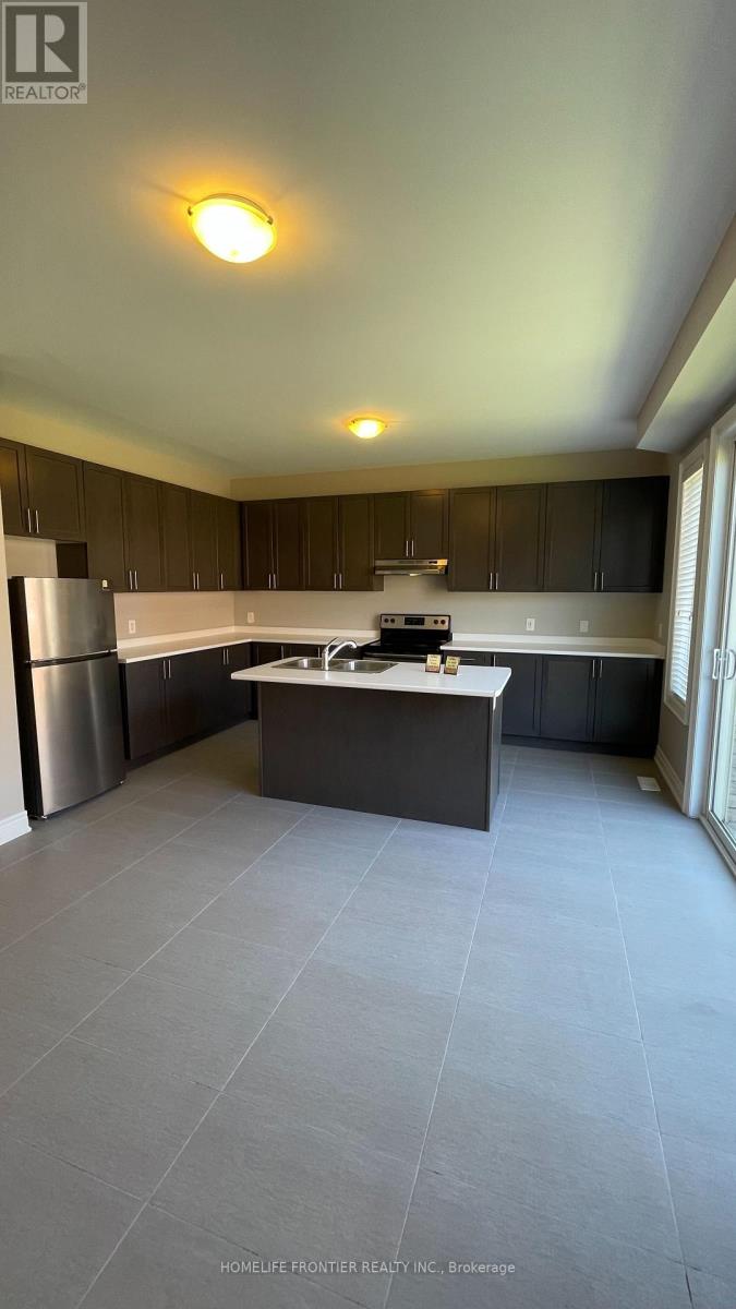 8 Jericho Avenue, Georgina, Ontario  L4P 0G9 - Photo 6 - N13584288