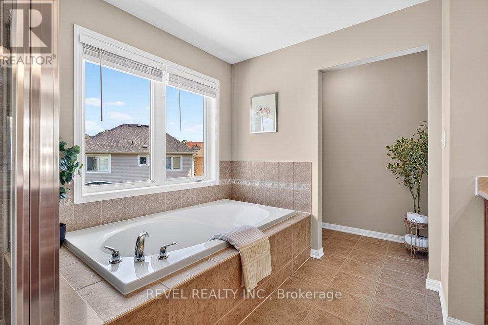 3201 Munson Crescent, Burlington, Ontario  L7M 0C2 - Photo 30 - W13584166