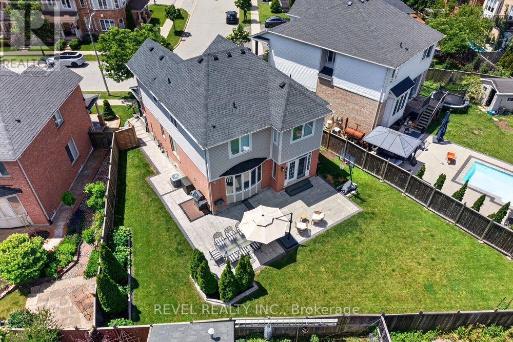 3201 Munson Crescent, Burlington, Ontario  L7M 0C2 - Photo 4 - W13584166