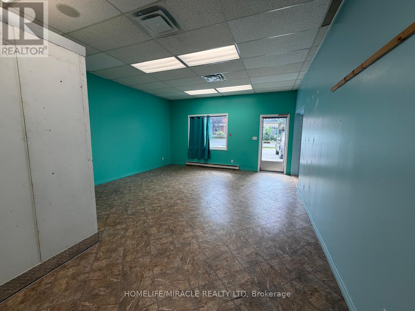 3 - 123 Waterloo Street S, Stratford, Ontario  N5A 4B3 - Photo 4 - X13584172