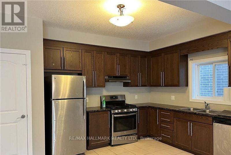 Main - 286 Buttonbush Street, Waterloo, Ontario  N2V 0B2 - Photo 3 - X13584212